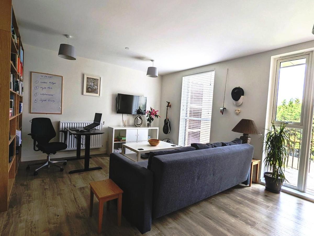 Surrey Quays Near Greenland Dock Apartment London